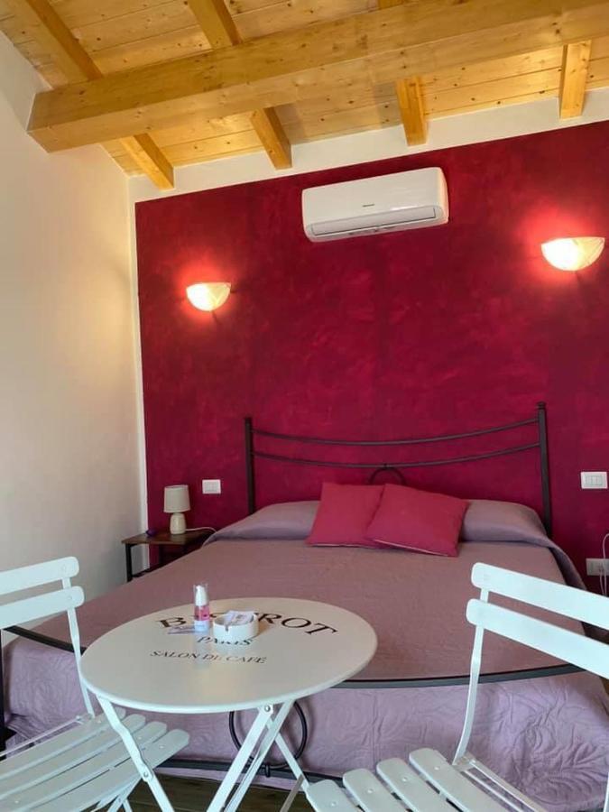 Bed and Breakfast Il Melarancio Пеша-Романа Экстерьер фото